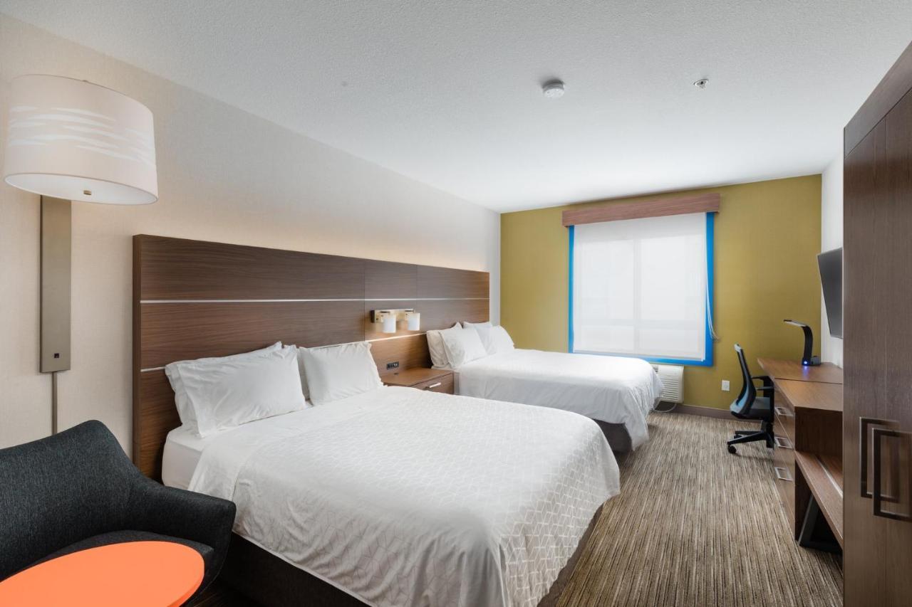 Holiday Inn Express Grande Prairie By Ihg Ngoại thất bức ảnh