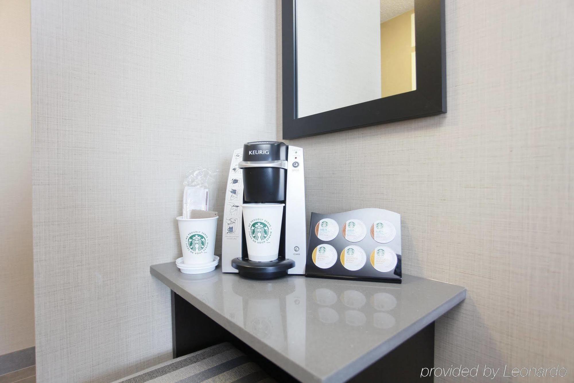 Holiday Inn Express Grande Prairie By Ihg Ngoại thất bức ảnh
